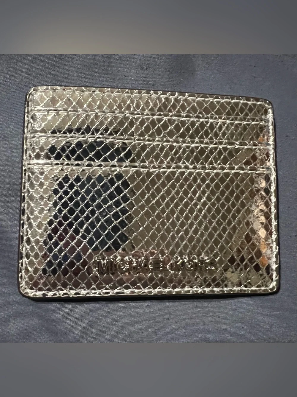 MICHAEL KORS JET SET TRAVEL CARD HOLDER WALLET  EXOTIC EMBOSSED SILVER